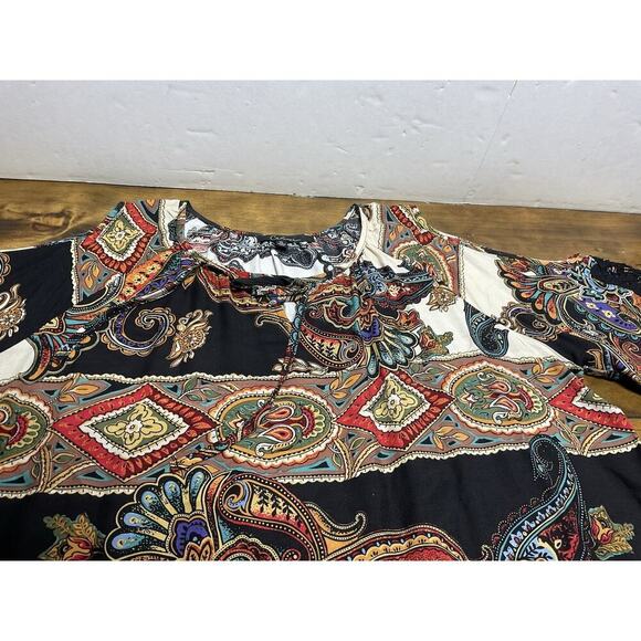 Calessa Tunic XL Floral Shoulder Show Embroidered Boho Top - Picture 4 of 14